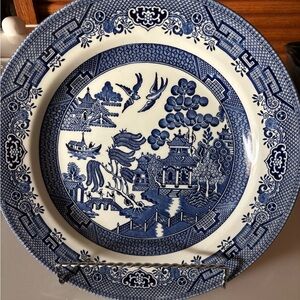 Set of 2 Churchill blue Willow dinner plates